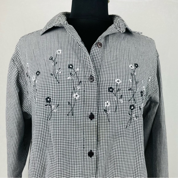 Casey And Max Women's Large Plaid Embroidered Floral Button Up Top Long Sleeve - Picture 3 of 9
